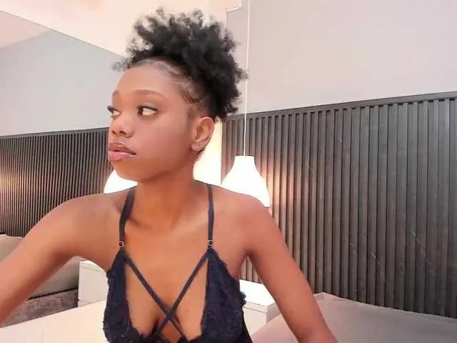 Offline Aisha-Loren on BongaCams