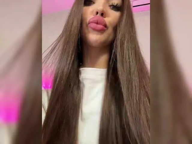 Offline alinakukla787 on BongaCams