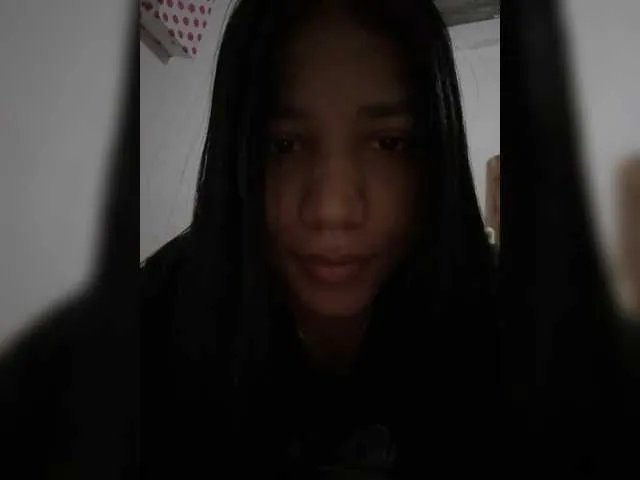 Offline Alissarhys on BongaCams