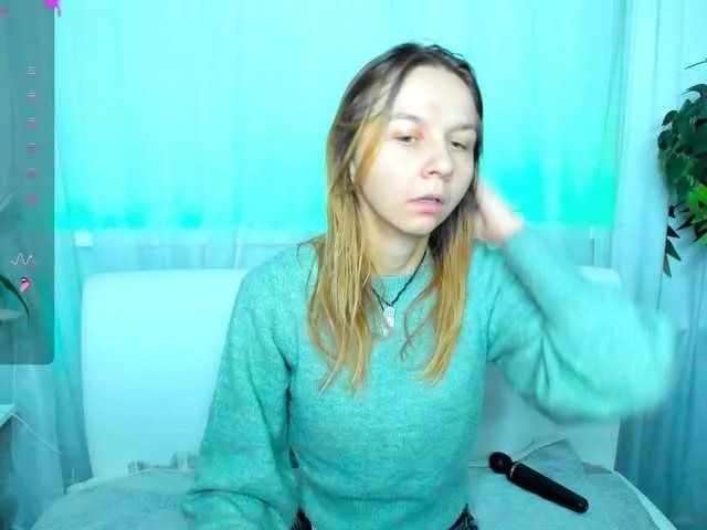 Offline Beellami on BongaCams