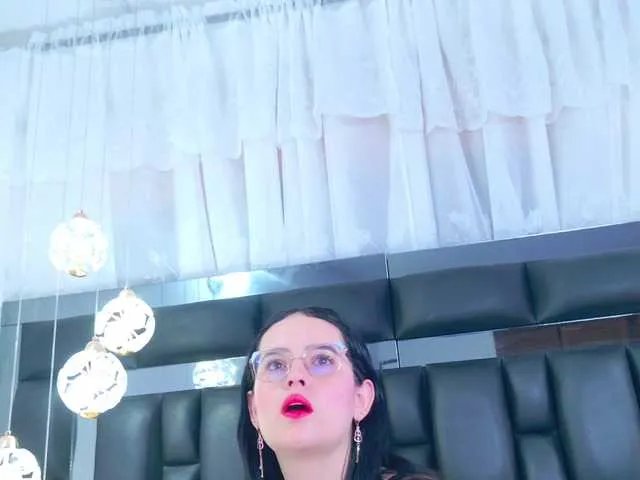 Offline DahianaMoss on BongaCams