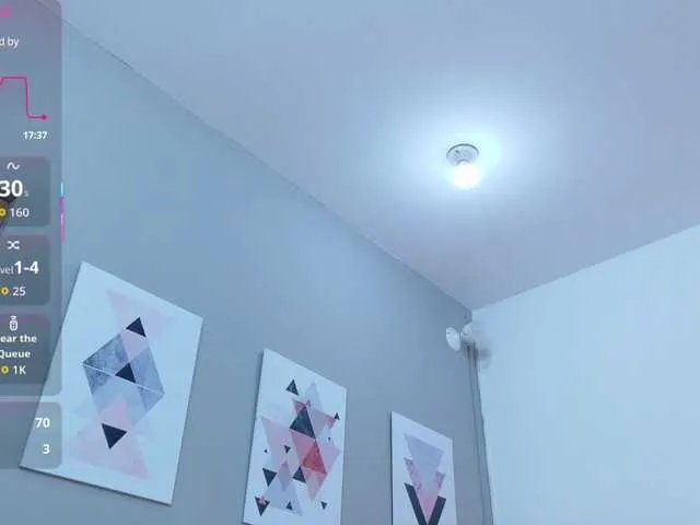 Offline kitty4daddy on BongaCams