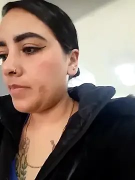 Freechat MAYE__13 on StripChat