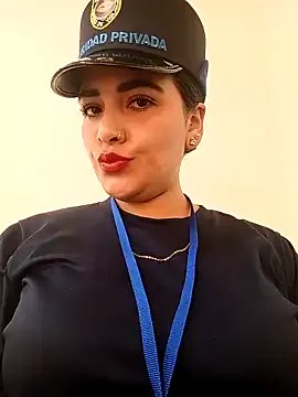 Freechat MAYE__13 on StripChat